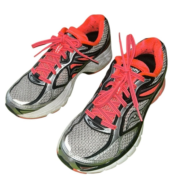 Saucony Women’s Size 7.5 Guide Running Shoes – Gray/Pink/black – Great Condition - Picture 8 of 11